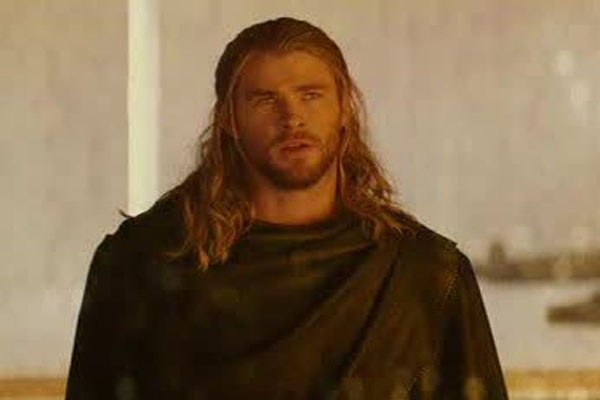 Guilty Viewing Pleasures: Chris Hemsworth in Thor: Dark World