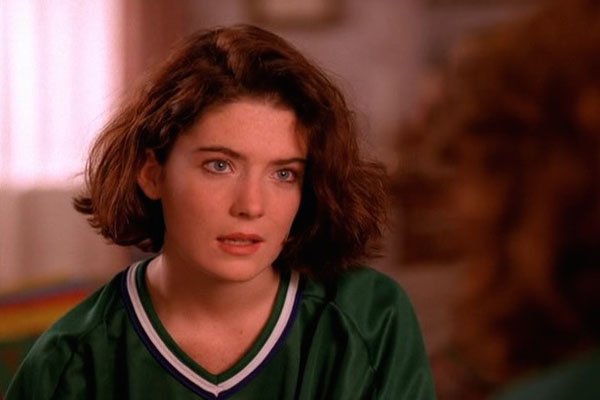 Guilty Viewing Pleasures: Lara Flynn Boyle in Twin Peaks