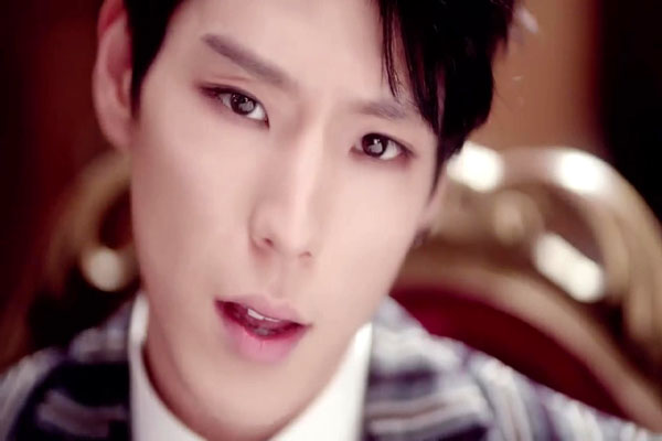Two Degrees: Himchan